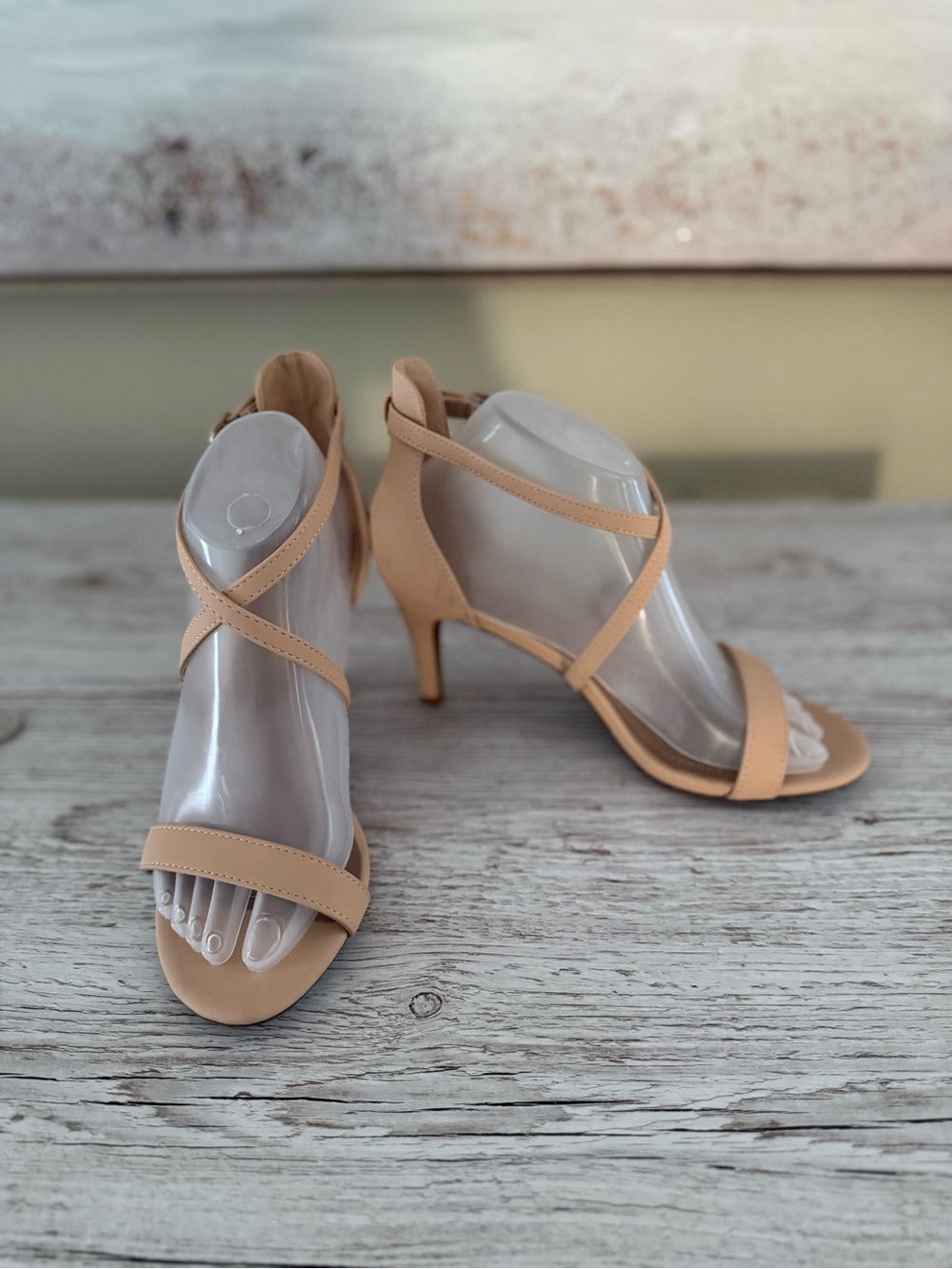 Dream Pairs Beige/Nude Strappy High Heel Sandals Sz. 8 Like NEW!!